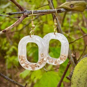 Hand Crafted Elegant Dangle Earrings